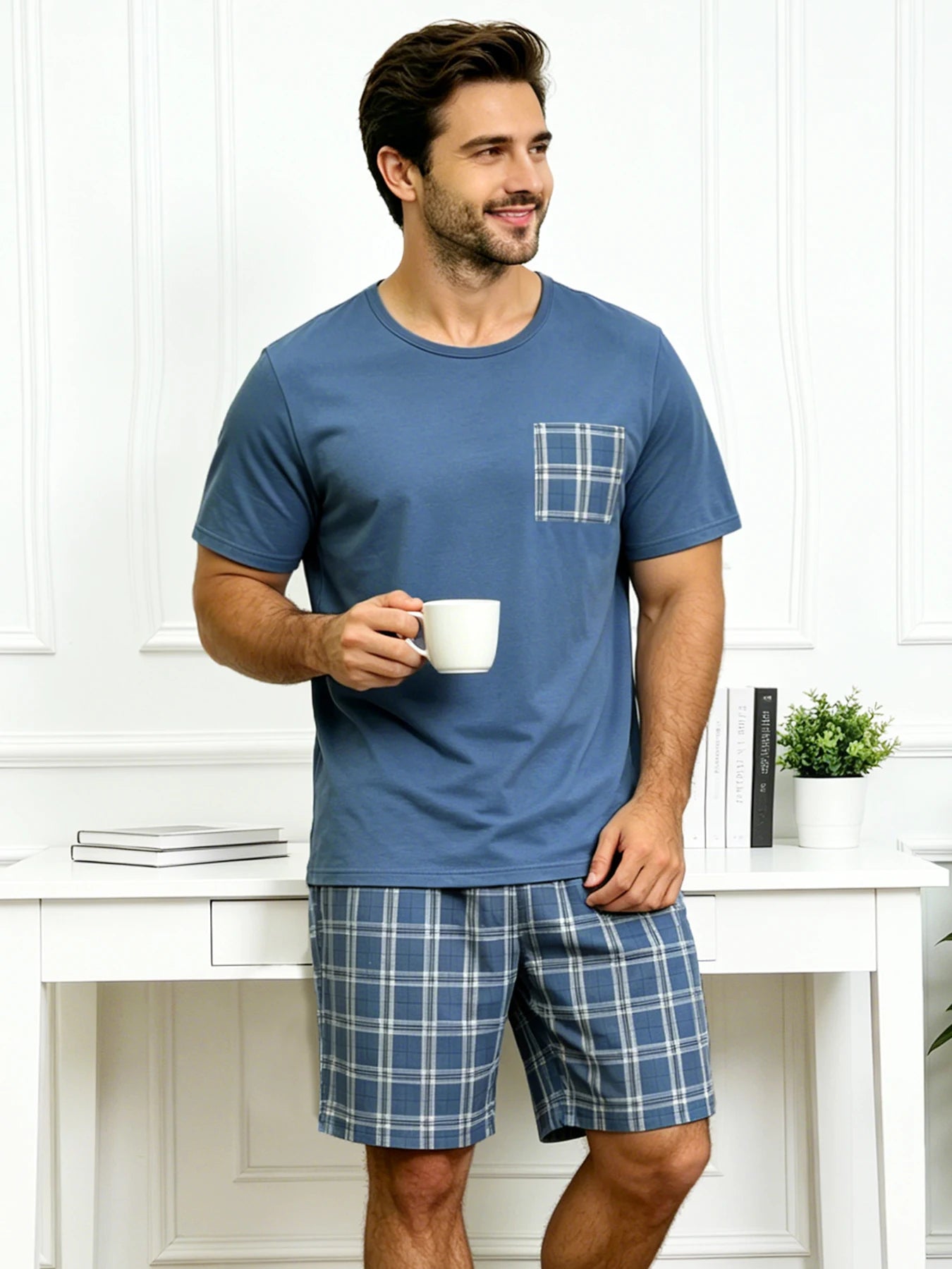Men's Stylish Pajama 2Pcs pajama Set Short Sleeve And Plaid Shorts Comfortable Soft Sleepware Loungewear Can Be Worn Outside Pjs