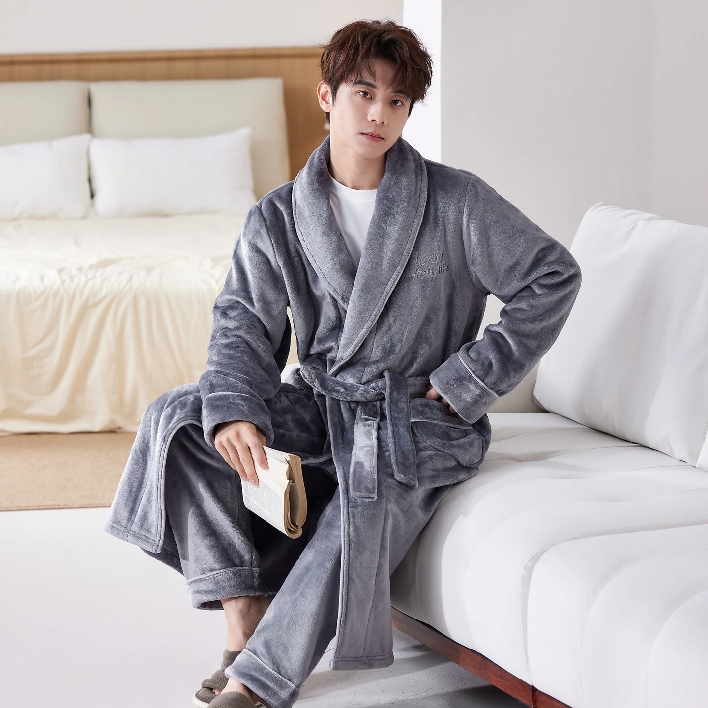Thiened Long Coral Fce Pajamas Women's Spwear Winter Home Clothes Couple Batobes Men's plus Size Flannel Gown
