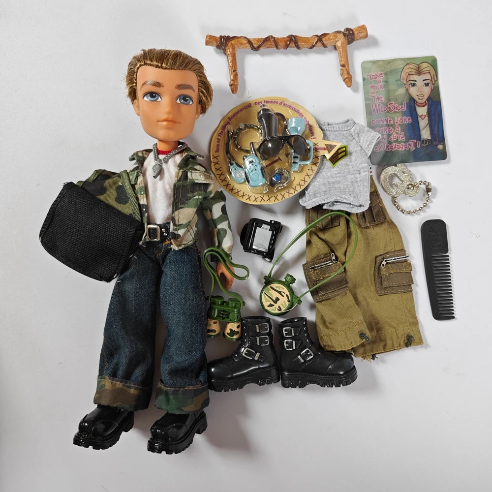 bratz boy dylaw wild life safari Eitan  many accessory collection dolls bratzillaz doll