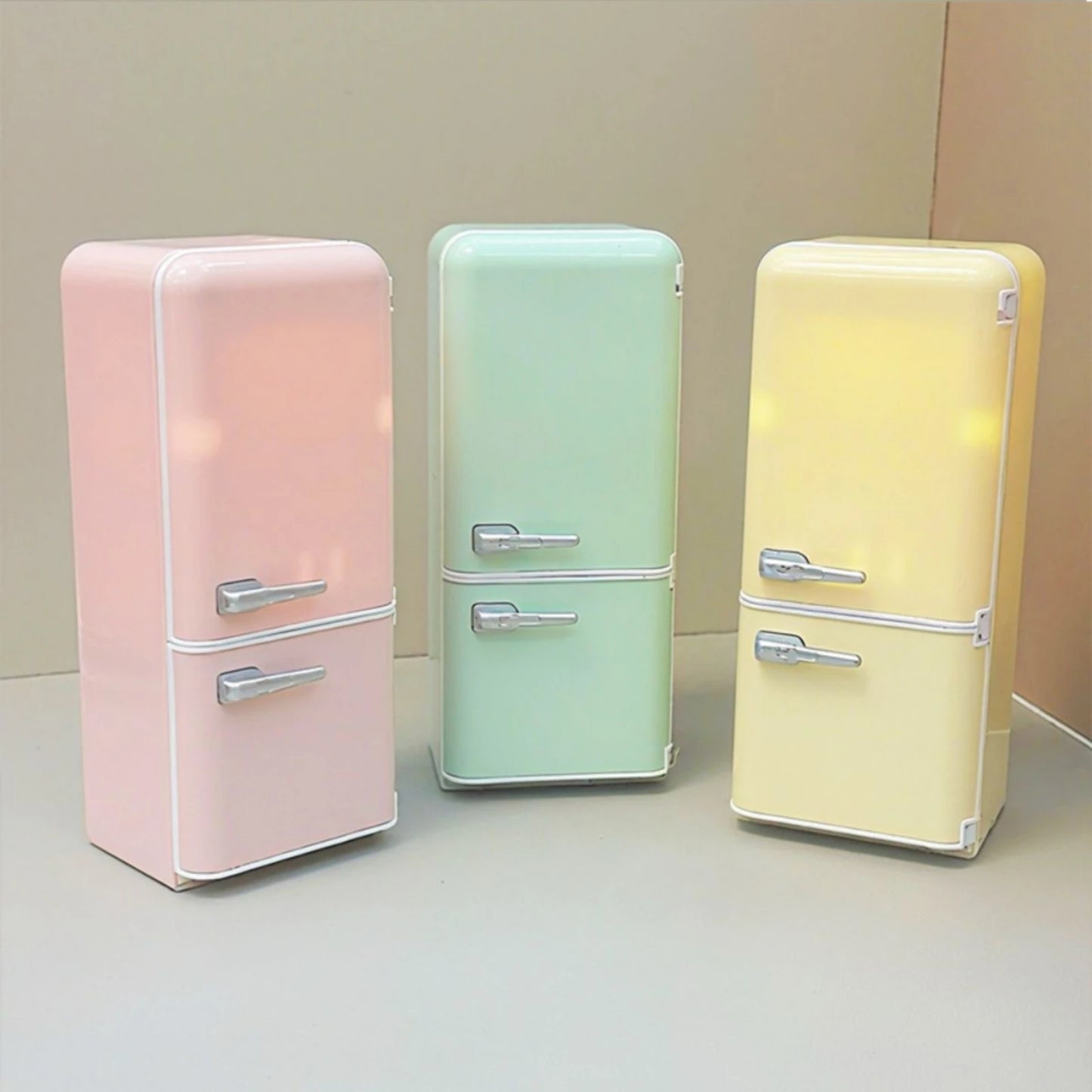 Dollhouse Refrigerator Openable Door Miniature Refrigerator Dollhouse Fridge Freestanding 1:12 Scale Fridge Realistic