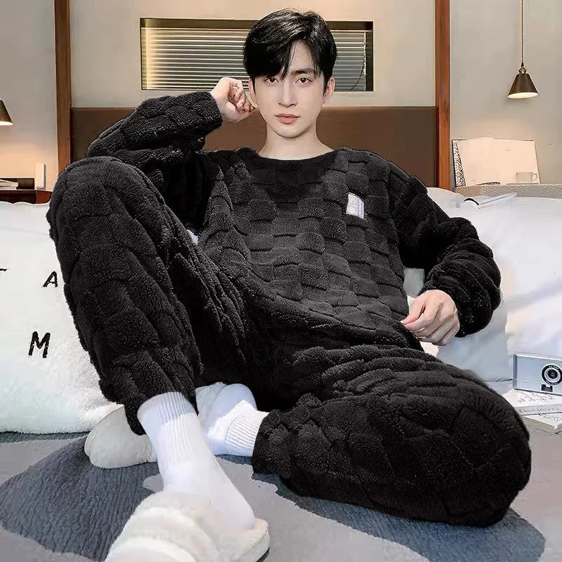 Thickened Warm Sleepwear for Winter Men Coral Velvet Plus-Size Loungewear Two-Piece Set of Soft Flannel Long-Sleeved Pajamas