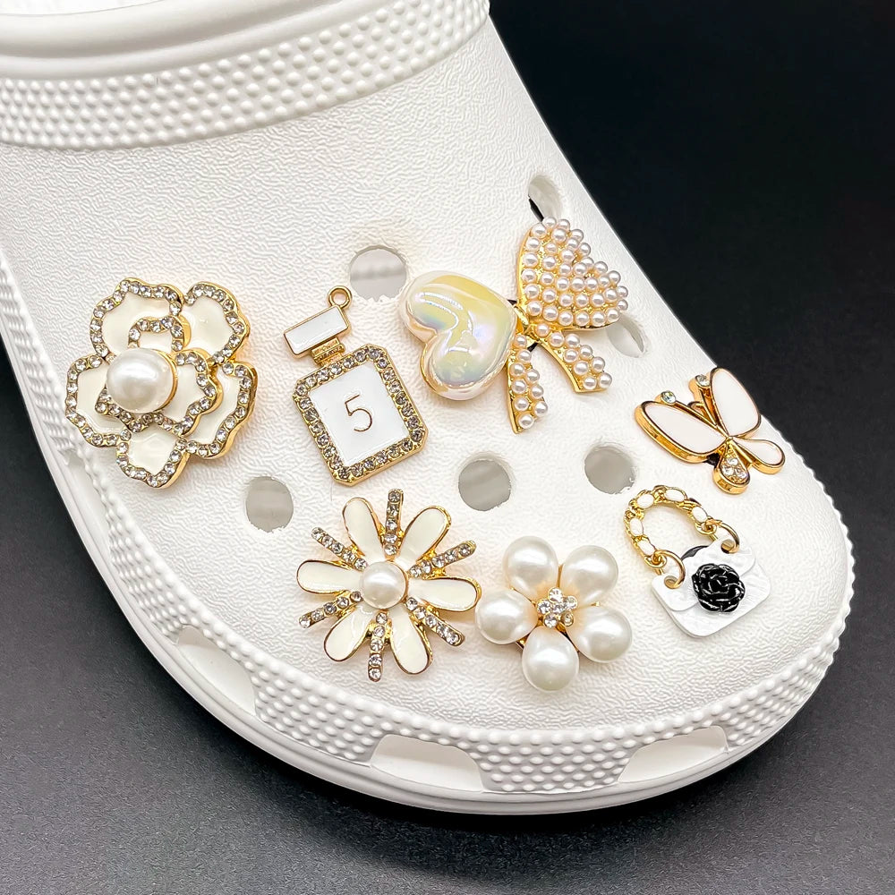 1pcs Metal Shoe Charms Flowers Butterfly Shoe Decorations Perfume Bow Tie White Sandals Pins for Women Girls Favor Gifts