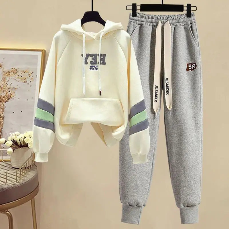 Sports Set for Women in Spring and Autumn New Korean Version Color Blocking Hooded Top Casual Pants Age Reducing Two-piece Set