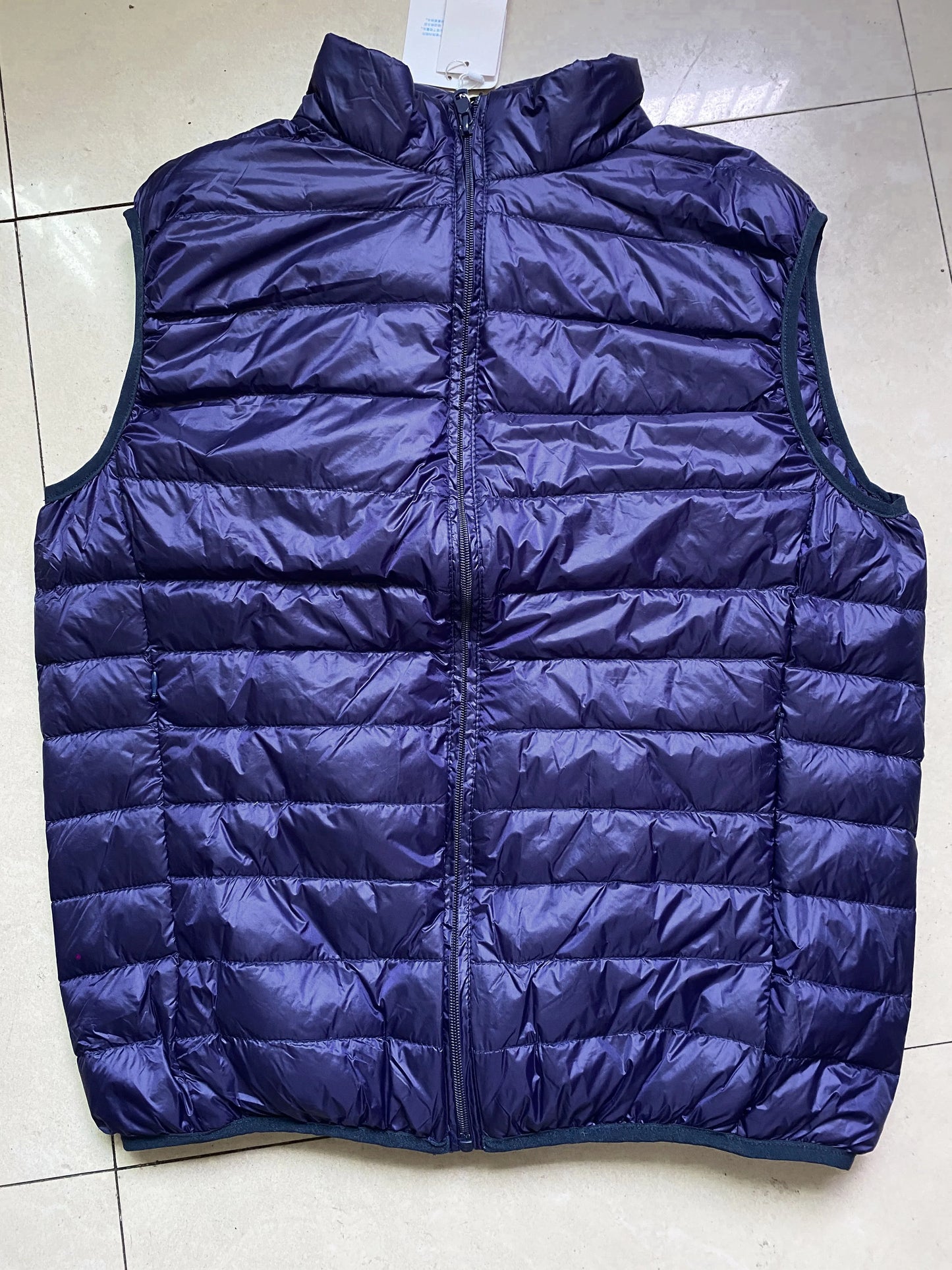Autumn Winter Men Duck Down Vest 2023 Coat Ultralight Sleeveless Puffer Vest Jacket Ultra Thin Lightweight Down Jacket Waistcoat