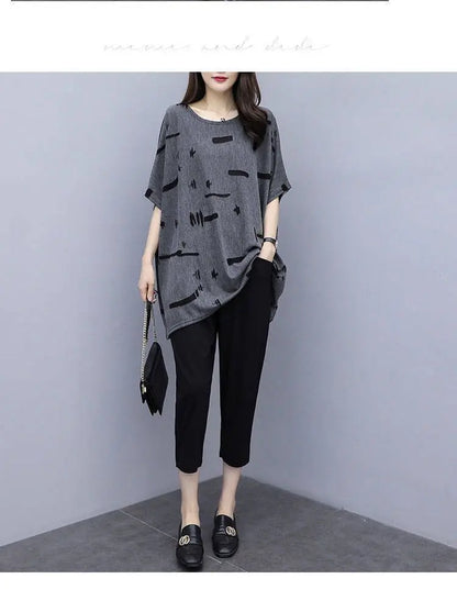plus Size Summer Outfit Women's Batwing Sleeve Cover Belly Top And Seven Inch Pants Two Piece Set Fashionable plus Size Ensemble