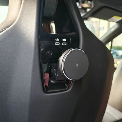 For BMW X7 X6 X5 X3 I5 I7 IX 2023 2024 2025 Car Wireless Charger Seat Pad Phone Magnetic LED Holder Stand Trim Accessories