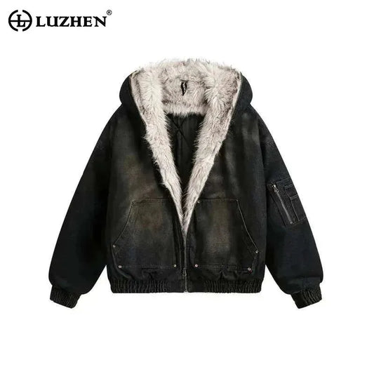 LUZHEN 2025 Winter Stylish Vintage Style Warm Padded Denim Coat Men's Original Pockets Decorate Fur Hooded Parka Jacket JY4510