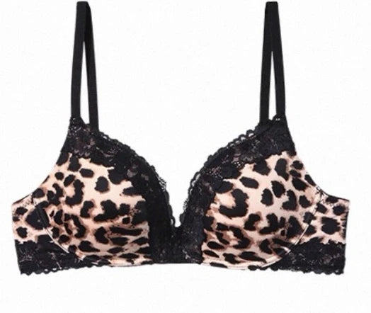 Ladies Comfort Gathering Wireless Bra A To C Cups, Soft Lace Alluring Style, Natural Bust Enhancement for Petite Figures, S-XL