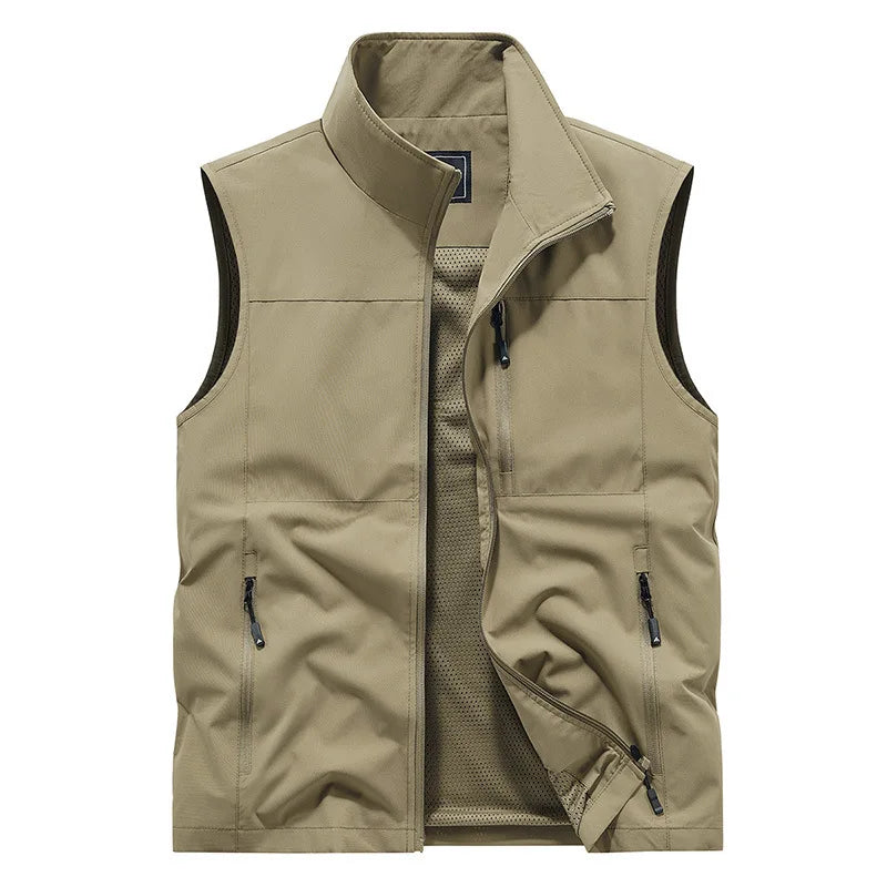 New Summer Men Outdoor Cargo Vests Thin Mesh Breathable Waistcoats Climbing Sleeveless Jackets Male Sportswear Casual Vests 6XL