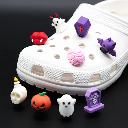 1/15pcs 3D Halloween Party Horrible Shoe Accessories Black Cat Ghost Witch Shoe Charms Woman Men Kids Pins Buckle Decorations