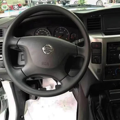 Customized Hole-punch Wear-resistant Car Steering Wheel Cover for Nissan Patrol Y61 Black Genuine Leather Car Accessories