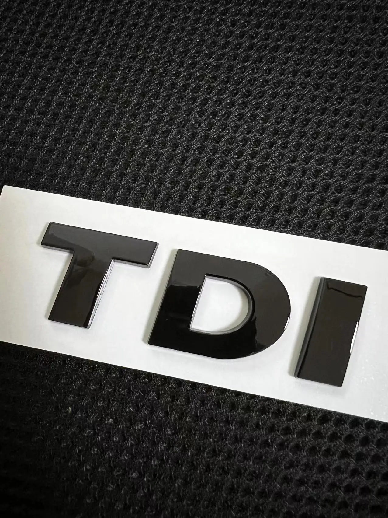 1Pcs 3D ABS TSI TDI Car Side Rear Trunk Emblem Badge Sticker Decals Car Accessories Decorations Emblem