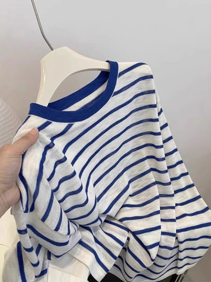 Casual Lightweight Striped Women's Shirt Sun Protection Loose Fit Regular Sleeve Long round Neck Straight Tube Summer Top
