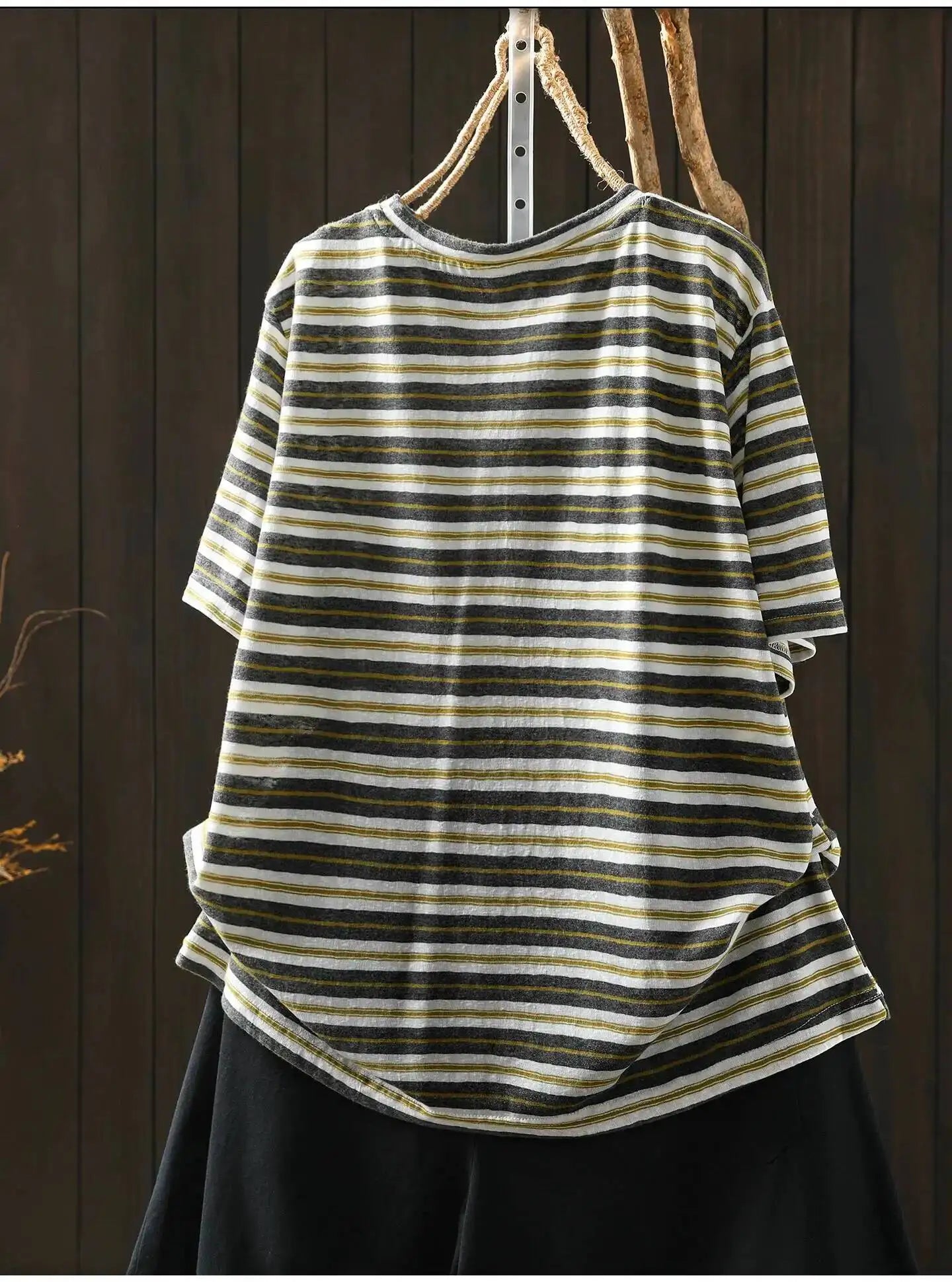 Women Summer Short-sleeve T-shirt 2026 Summer New Stylish Striped Single-pocket Loose T-shirt ZXY154