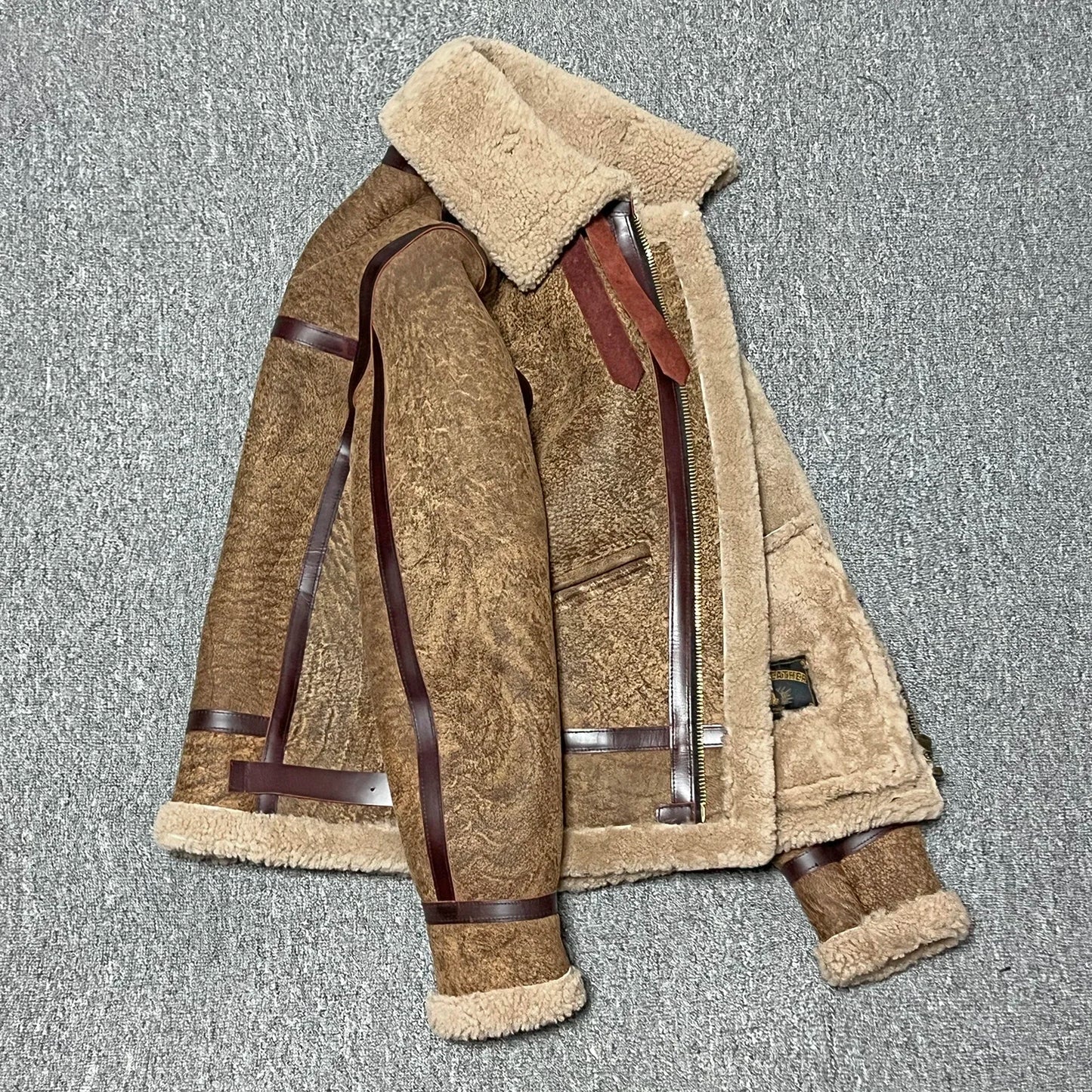 New Men's Winter Real Sheepskin Pilot Jackets Man Super Warm Genuine Sheep Leather Fur Jacket B3 Bomber Shearling Vintage Parka