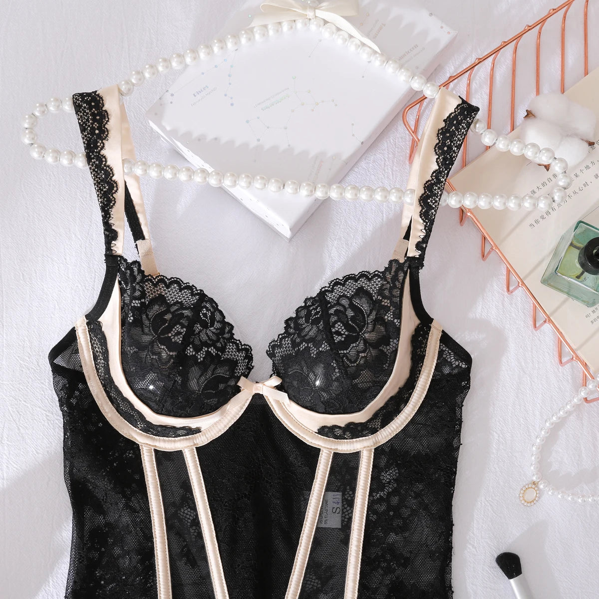 2025 Perspective Lace and Lace Fashion Contrast Shape Adjustment Sexy Underwear Two Piece Set