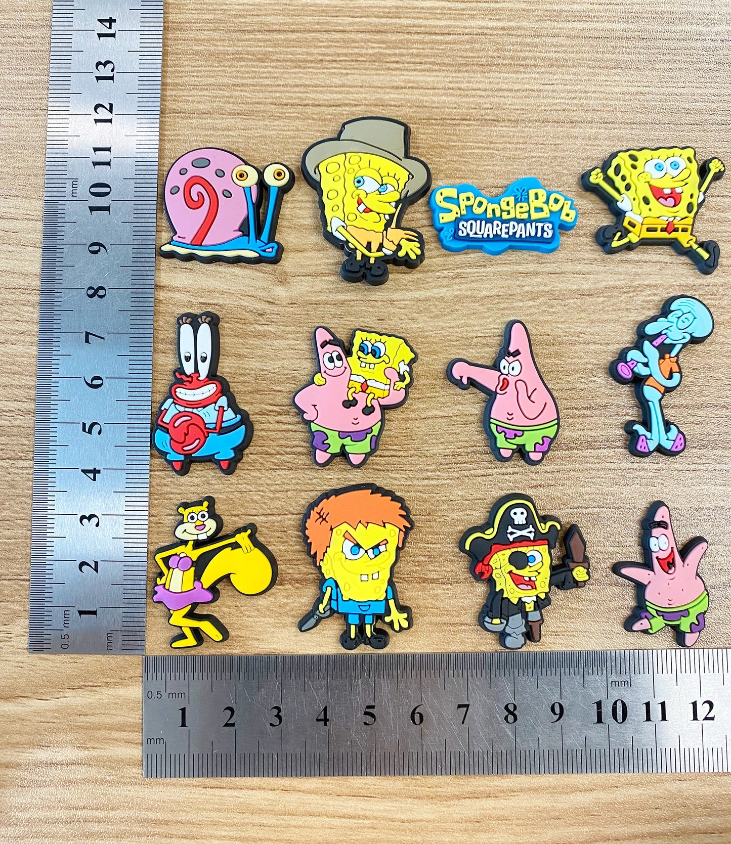 12-100PCS SpongeBob SquarePants Shoes Charms for Clog Sandals Decoration Mix Wholesale PVC Cute Shoe Accessories for X-MAS Gift