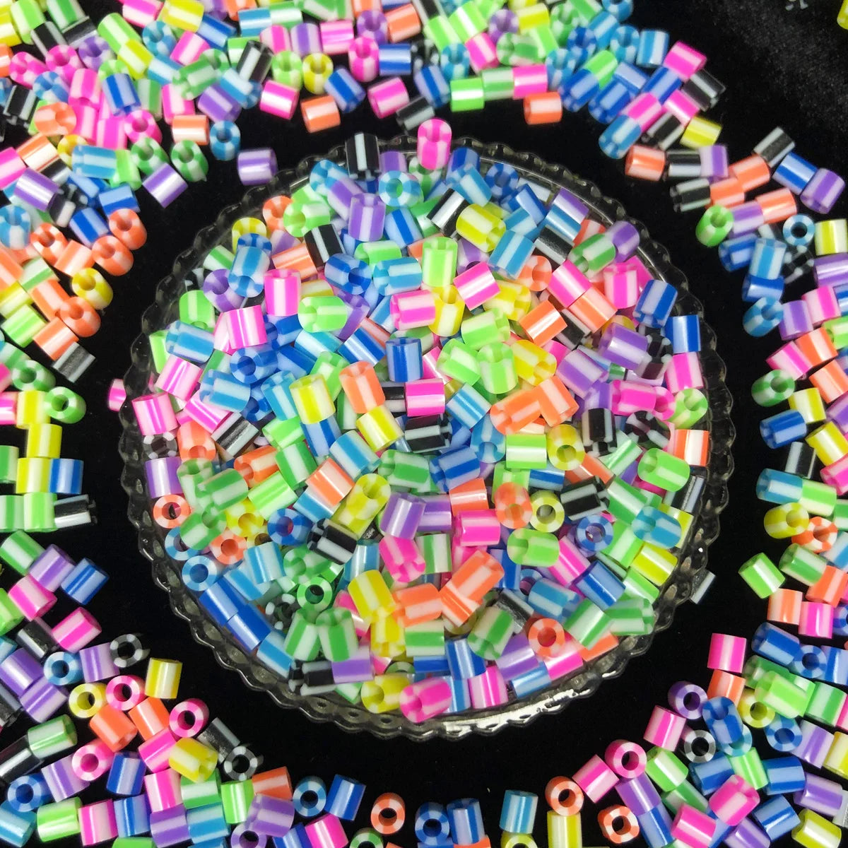 Fuse Beads Kit, 600pcs 5mm Iron Beads Set for Kids, DIY Art Craft Toys Iron Beads,  Christmas Birthday Gift for Boys and Girls
