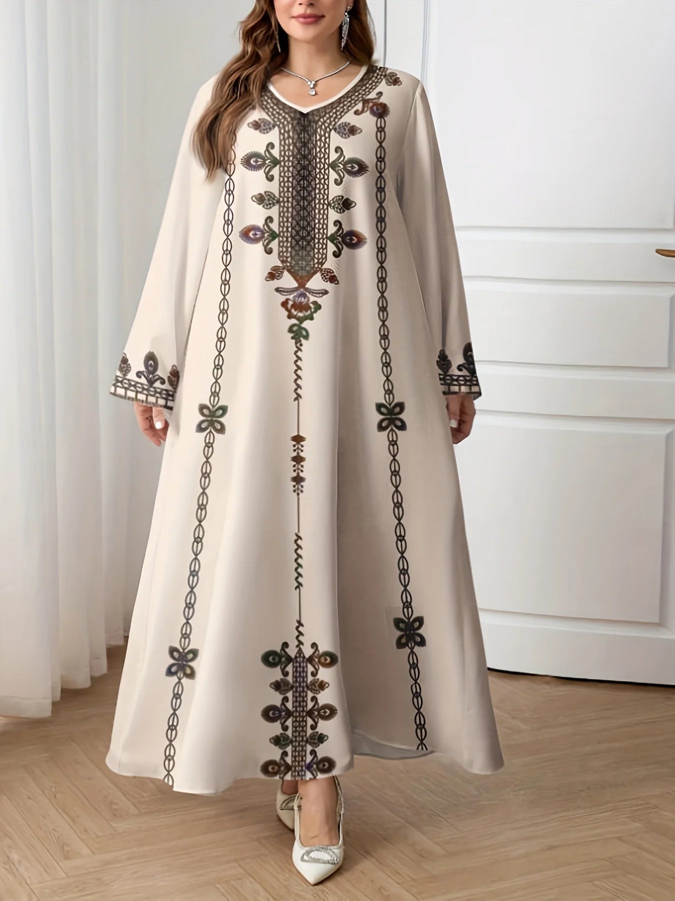 Middle Eastern Elegant Robe, New Spring and Autumn Style, Plus-Size Fashion Women's Clothing, Ethnic Print, Stylish, Loose and Comfortable, Holiday Style Long-Sleeve Dress