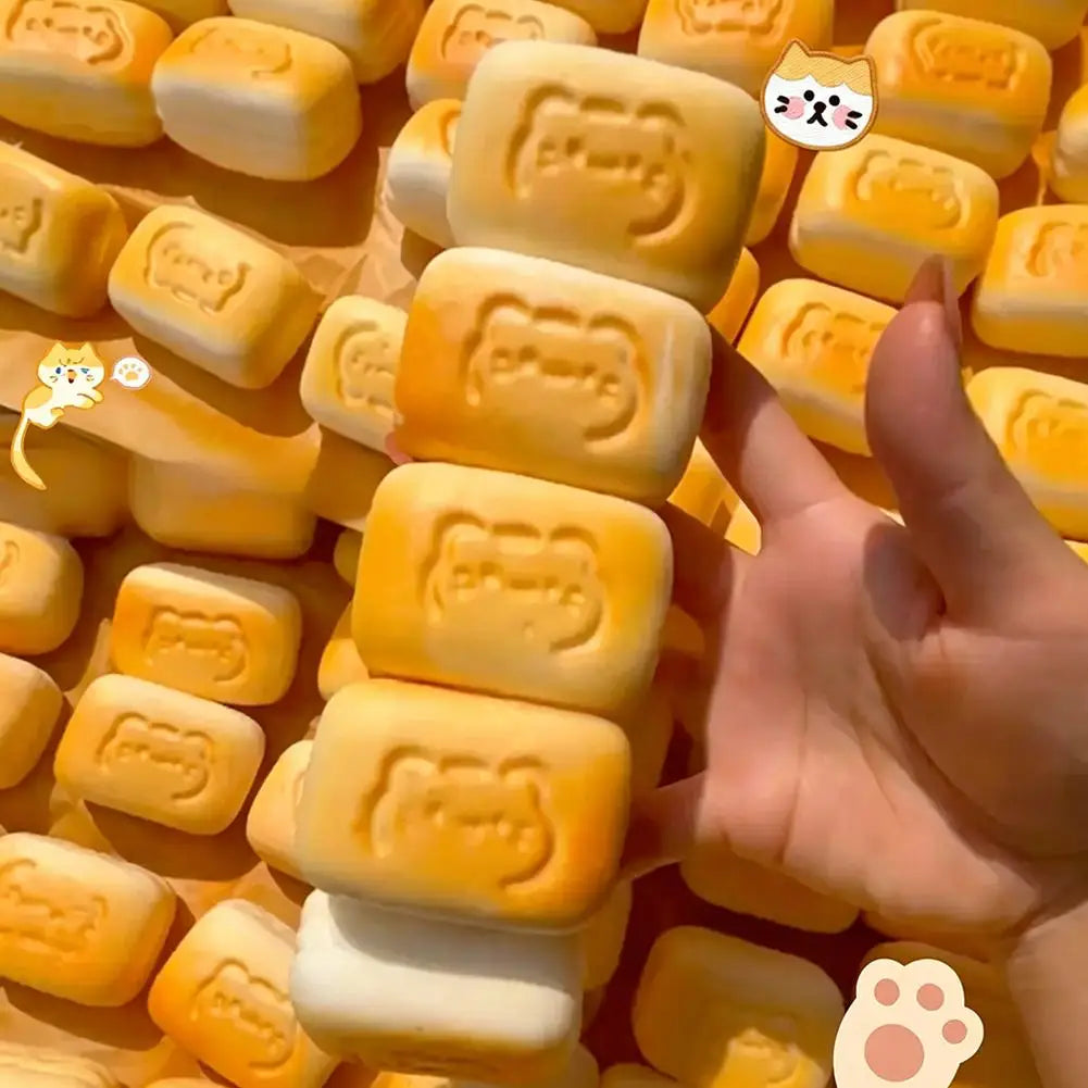 1PCS Kawaii Cat Sandwich Toy Slow Rising Soft Simulation Bread Decompression Stress Relief Toy Kids Gift