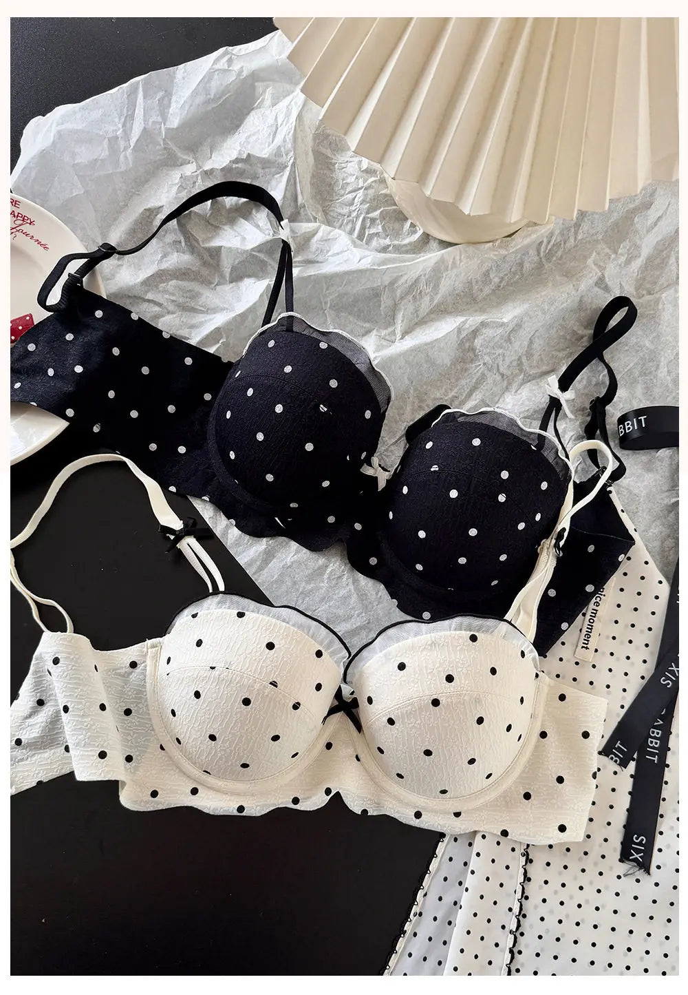 Ensemble Soutien-Gorge French Coquette à Pois Sans Armature, Effet Push Up Pour Petite Poitrine Forme Pêche, Confortable et Sexy