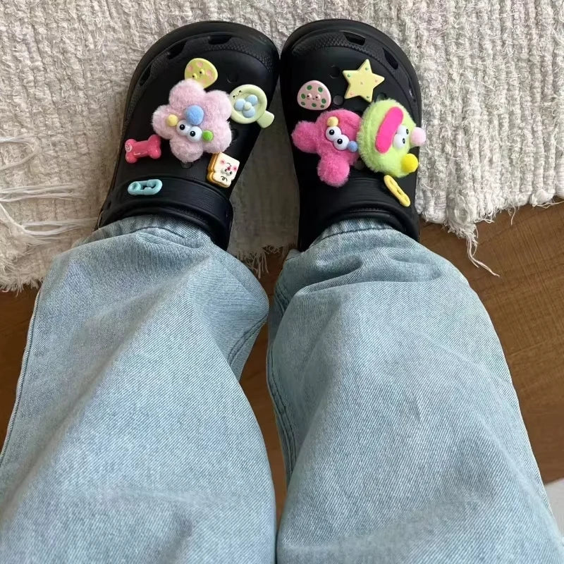 New Winter Plush Shoe Charms Set Cartoon Sausage Mouth Big Eyes Shoe Decorations For Clogs Suitable For Diy Sandals Party Gifts