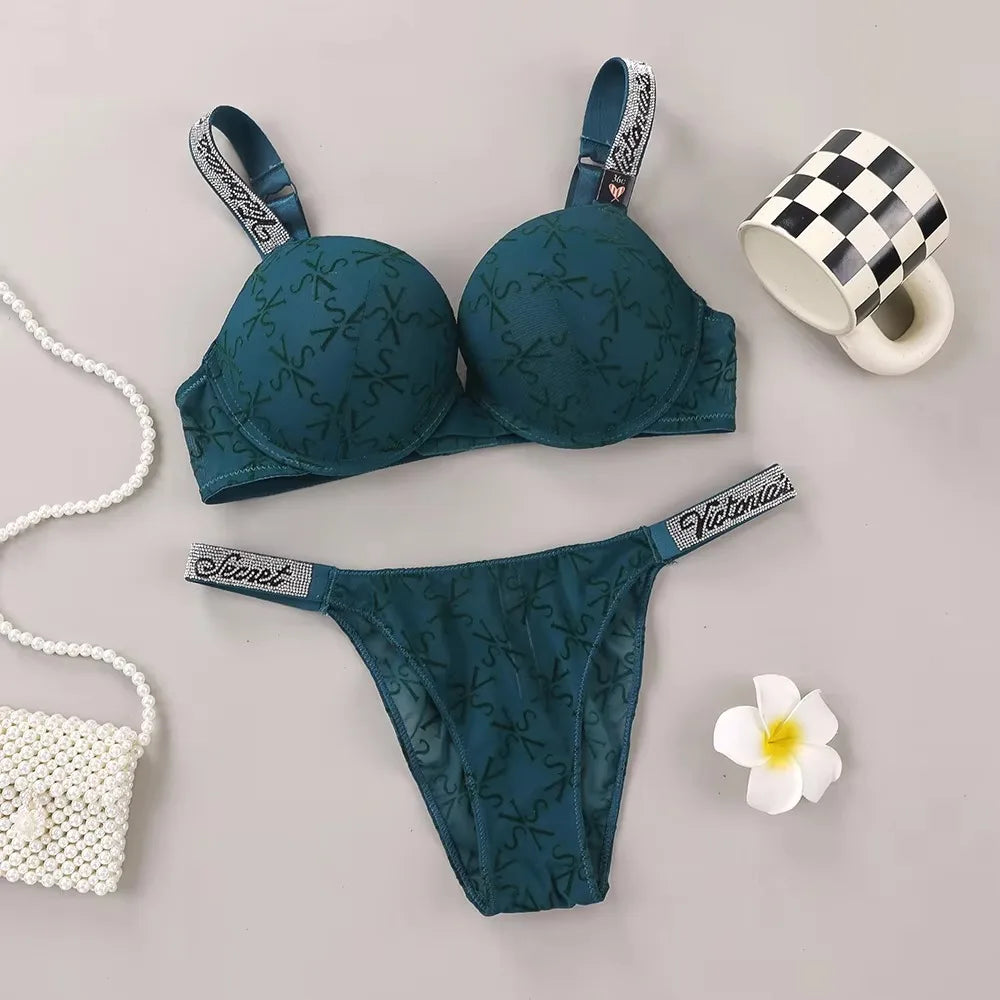 2026 New Women's Sexy Lace Bralette Bra and Panty Set Lingerie Set Heart Pattern Trim Stretchy Breathable underwear Set