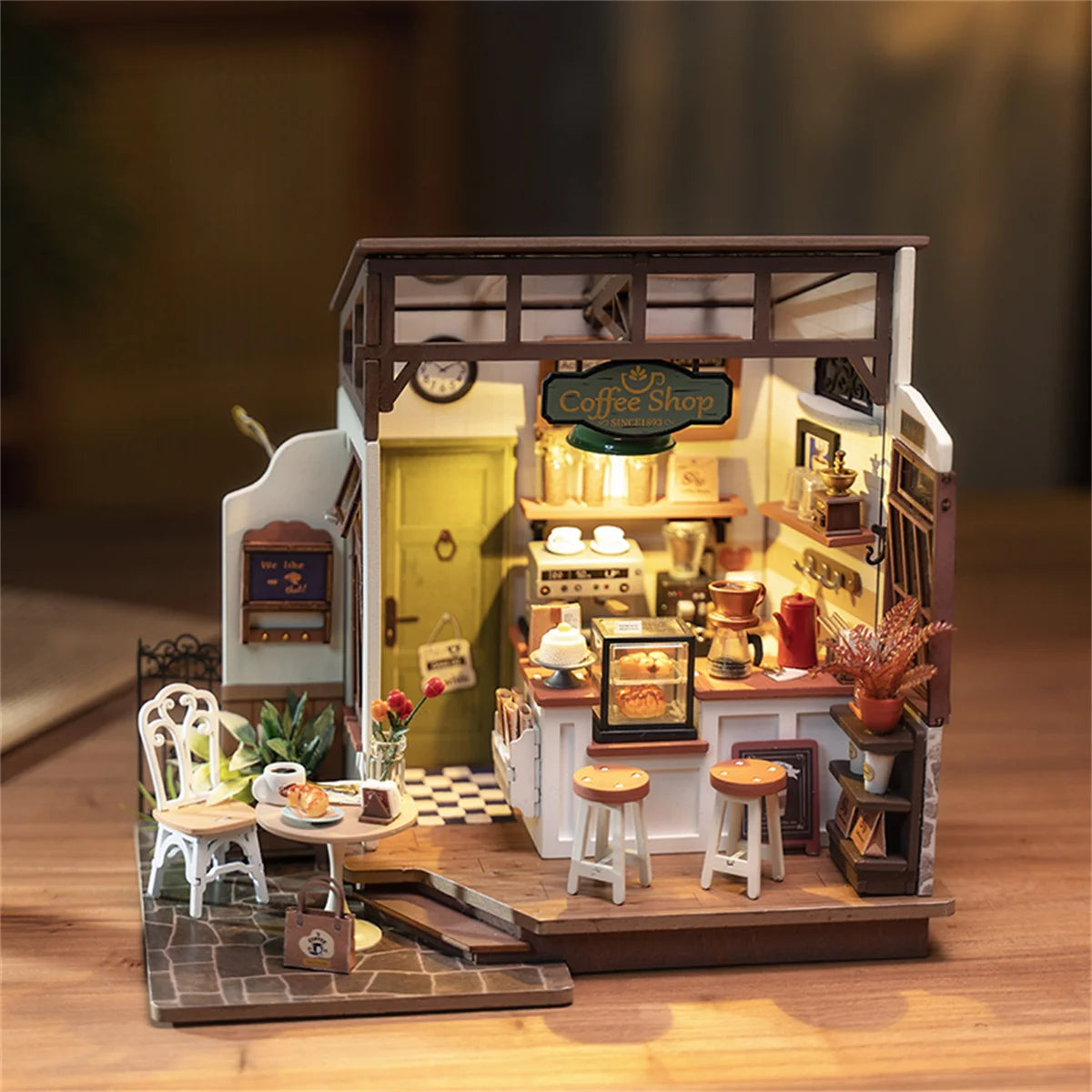 Rolife NO.17 Cafe 3D Puzzle DIY Miniature Dollhouse Kit Crafts Hobbies Amazing Gift for Women Children DG162