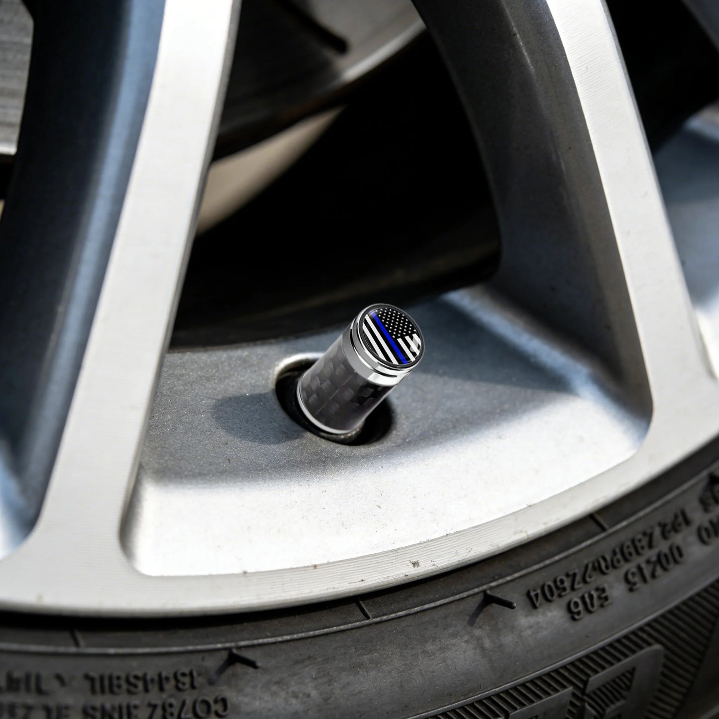 4pcs Carbon Fiber Thin Blue Line Tire Valve Caps, Wheel Decor for Car Accessories, Car Styling Parts