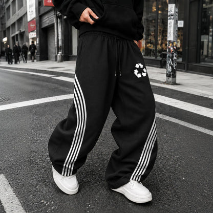 Loose Men's Slogan Graphic Drawstring Waist Sweatpants，Outdoor fashionable sports pants, personalized street men's sanitary pant