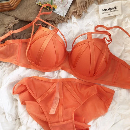 2 Pieces Fashion Lace Underwear Set Women Sexy Hollow Bandage Push Up Bra Set Europe High Quality Lingerie Plus Size CD Cup Bras