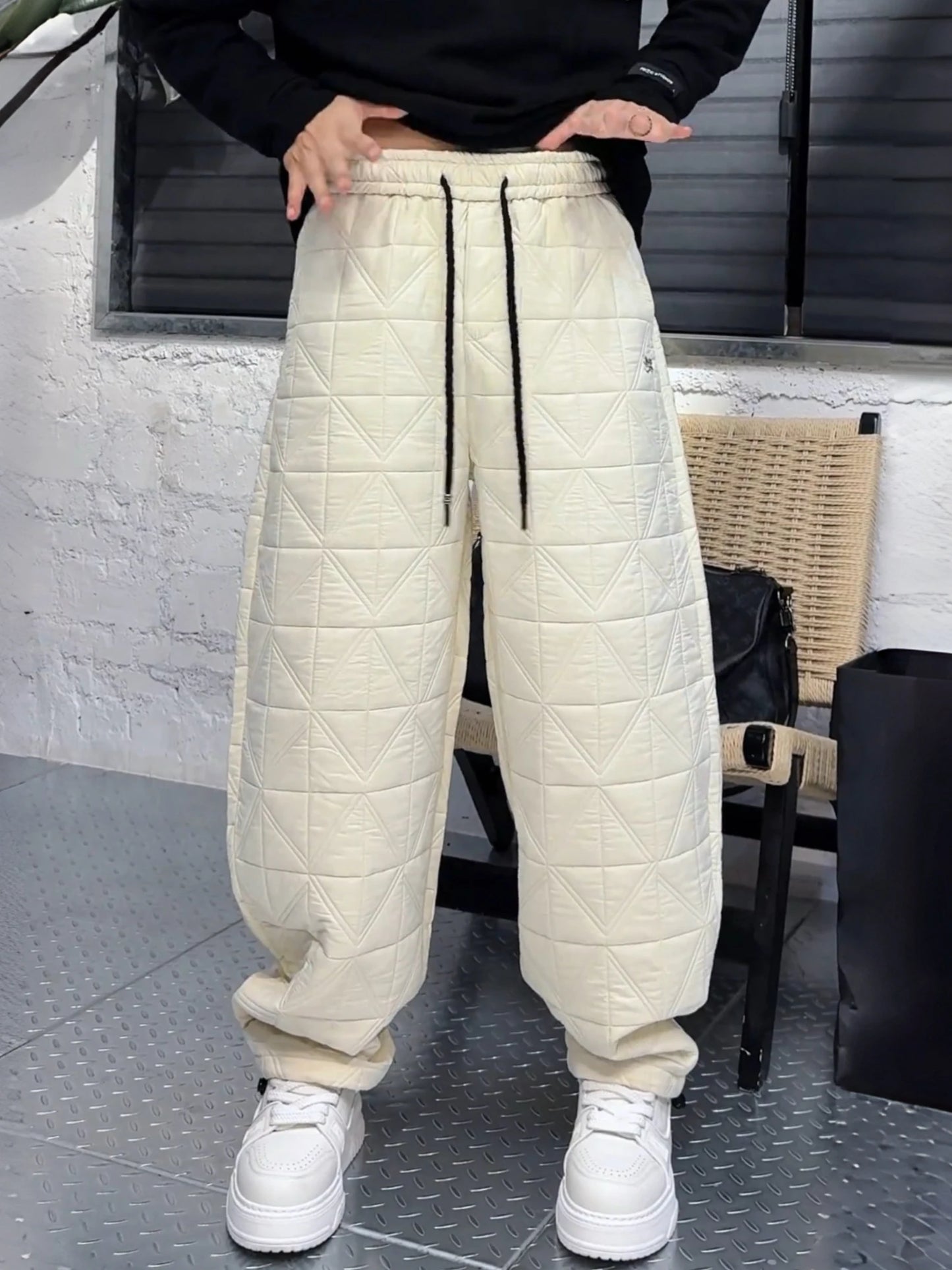 Warm Cotton Pants Men's Winter Fashion Straight Leg Thermal Trousers Thickened Flannel Drawstring Elastic Waist Casual Loose Fit