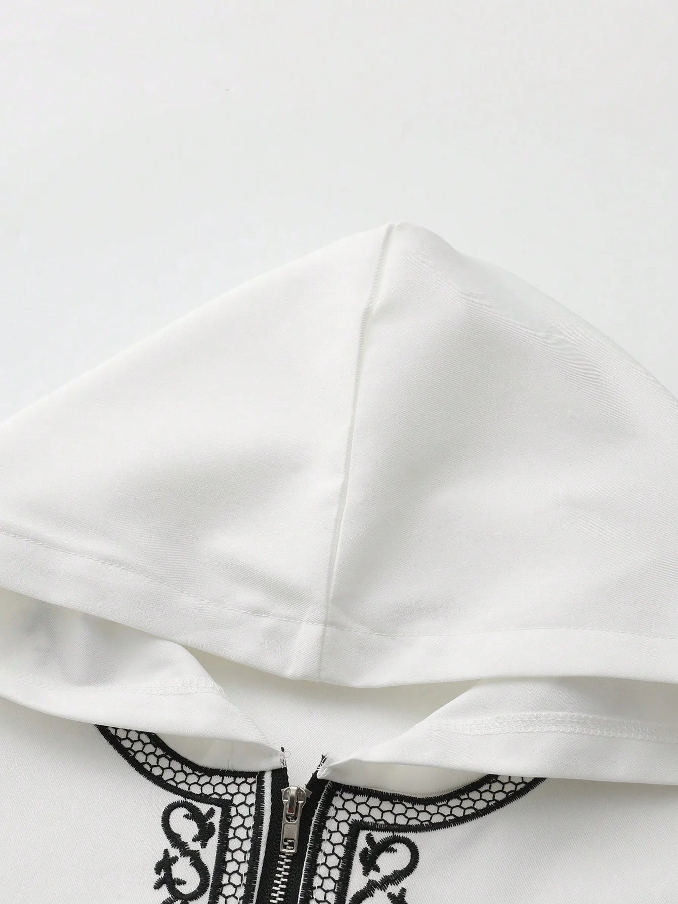 2025Moroccan Men's Thobe Short-Sleeved Embroidered Hood MuslimIslamicLooseJelleba Abaya - New Edition