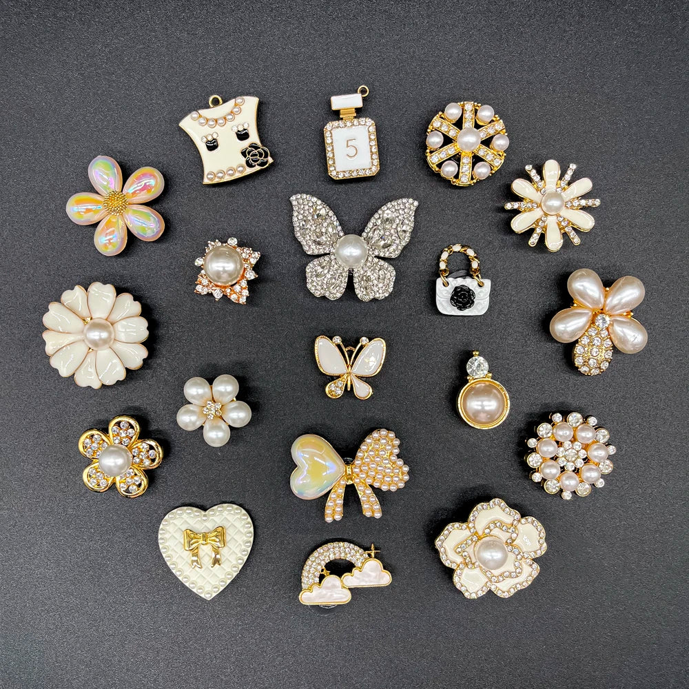 1pcs Metal Shoe Charms Flowers Butterfly Shoe Decorations Perfume Bow Tie White Sandals Pins for Women Girls Favor Gifts