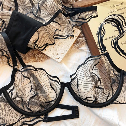 2 Pieces Summer Ultra Thin Breathable Women Underwear Sexy Lace Bra French Mesh Temptation Intimates Lingerie and Briefs Sets