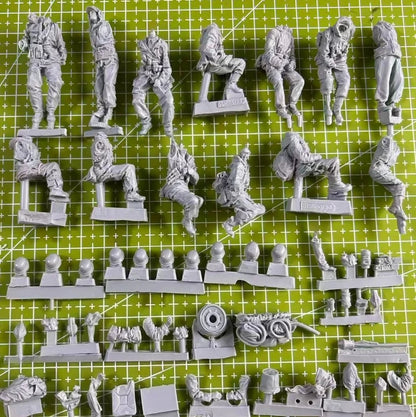 Large Expansion Pack, 1/35 Cast Resin Model Kit, Winter Team, Suitable for Scene Layout, Unpainted Model Kit, Requires Assembly