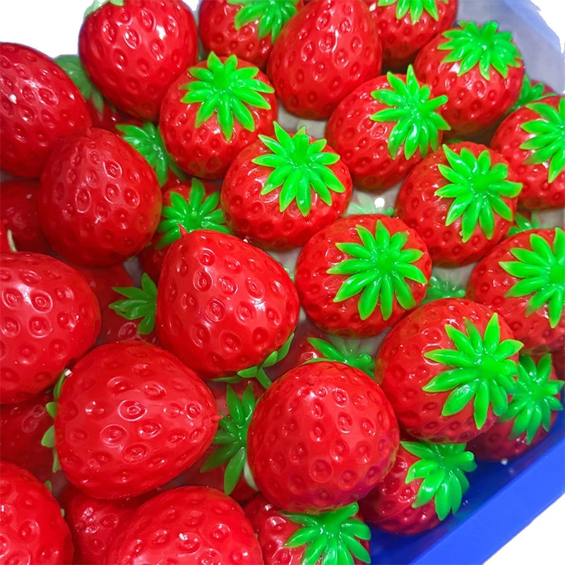 Strawberry Crunchy Stress Ball Squeeze Toy Crispy Squishy Fidget Toy Round Blocks Filled Decompression Sensory Toy Gifts