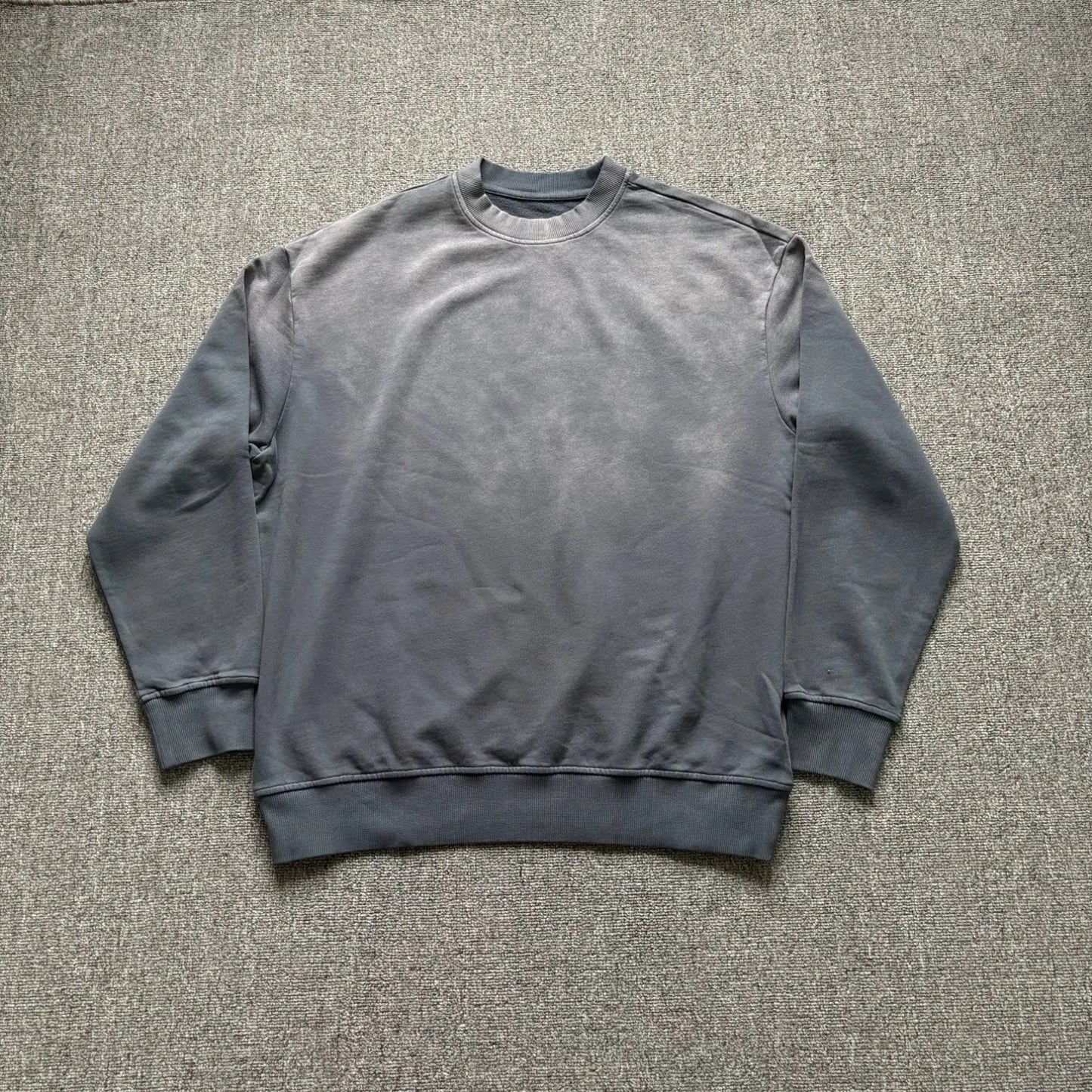 Men's washed distressed round neck long-sleeved sweatshirt retro gradient loose shoulder solid color pullover casual top