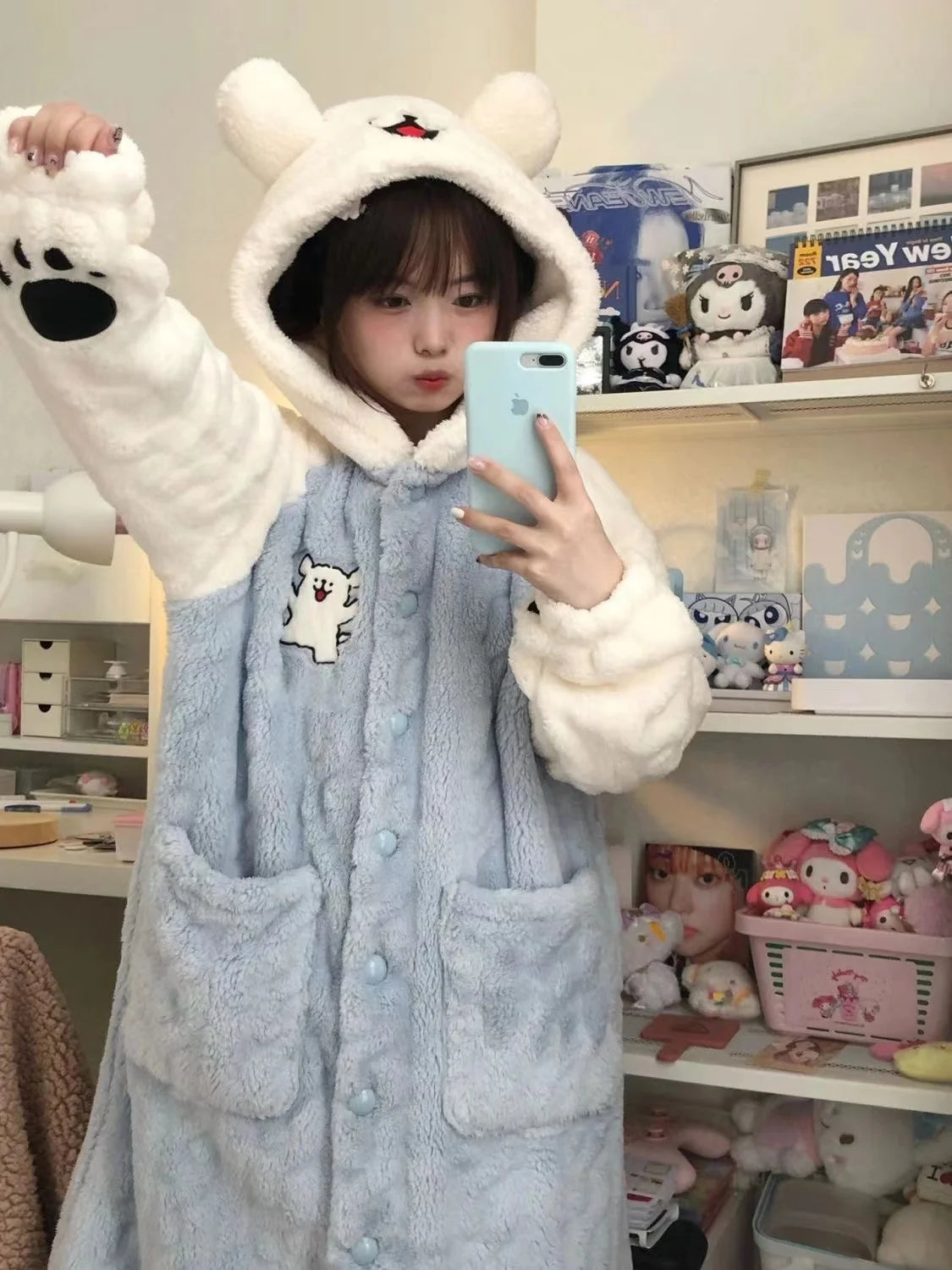 Thickened Coral Fleece Sleep Robe for Women Winter Home Clothes Couples Pajamas Cute Warm Long Cartoon Patterned Robe