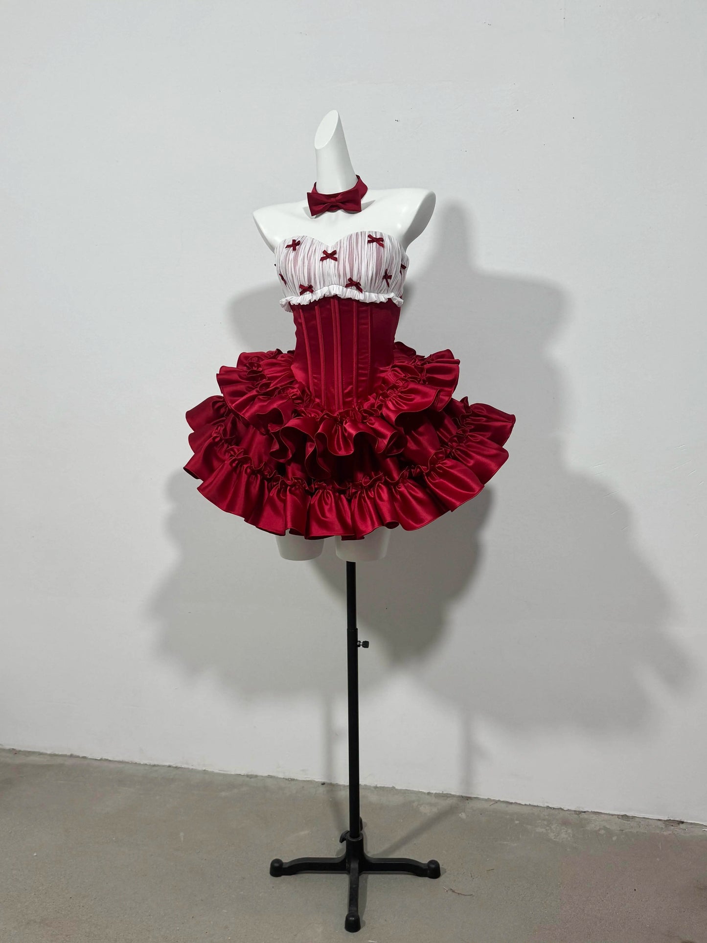 Red Tube Birthday Ready-to-wear Dresses High-end Princess Dress Temperament Celebrity Short Skirt Young Girl Boutique Costume