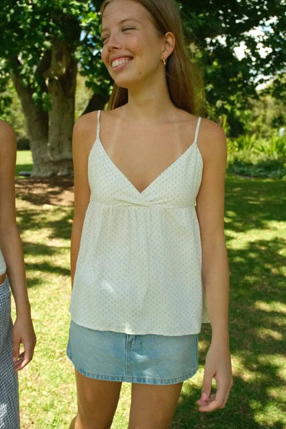 Brandy Melville Pure Cotton Three-Button Base Layer Vest Sweet Style V-Neck Sleeveless Tank Top for Women Spring Summer