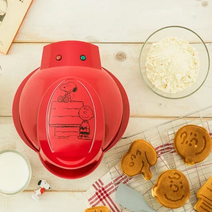 220V Snoopy Electric Waffle Maker - Bring Fun and Deliciousness to Your Breakfast AN