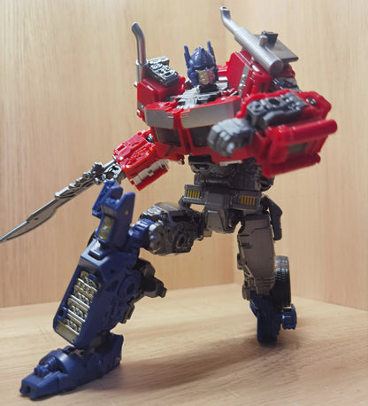 Baiwei Ironhide Transformation Toys Model TW1026 Expert Optimus Commander Robot OP01 Autobots Sentinel Prime TW1024