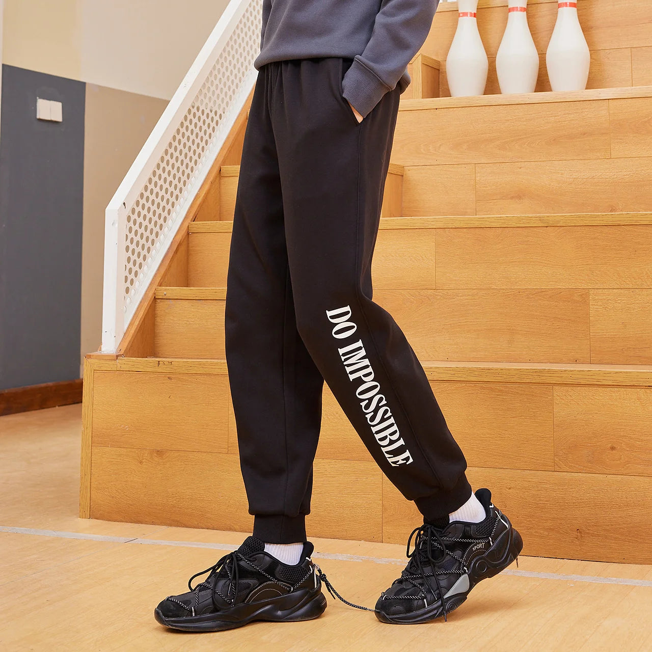 Metersbonwe Men's Fleece-Lined Tapered Pants with Side Print Autumn Winter Thermal Joggers Comfortable Cuffed Sport Sweatpants