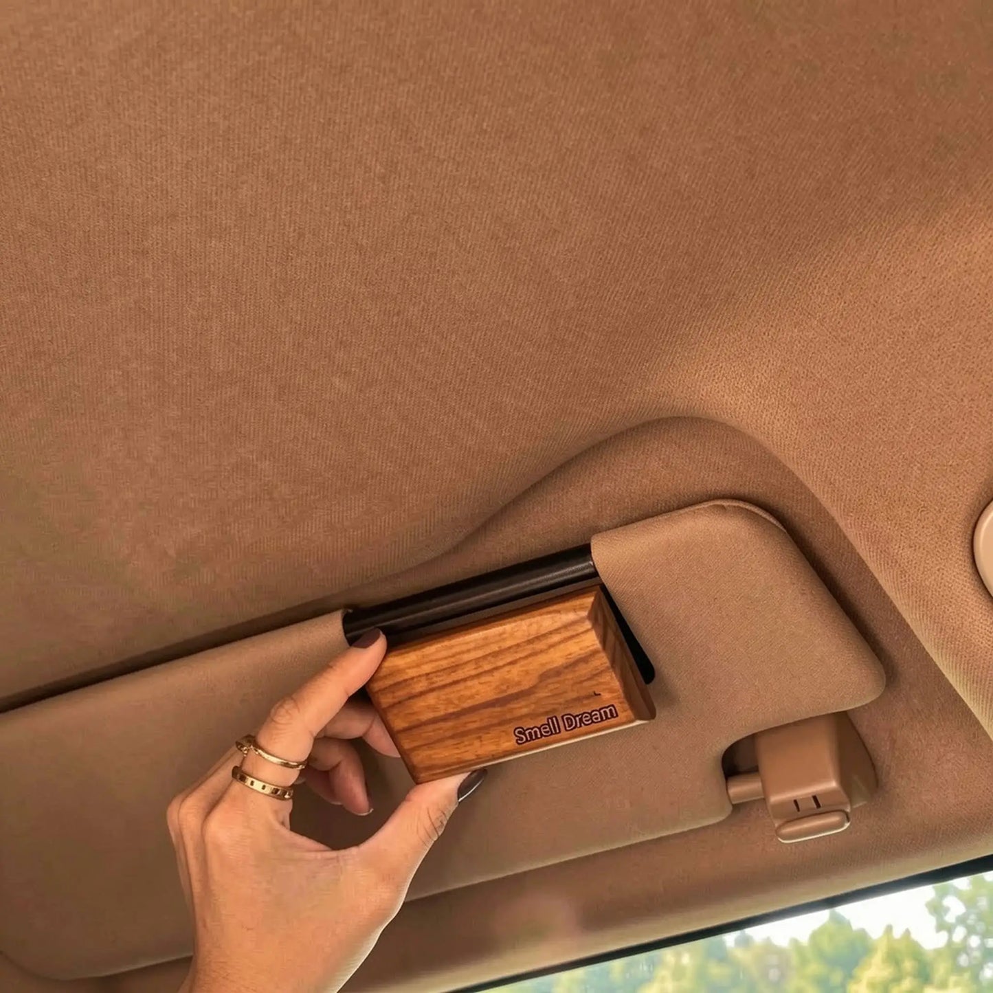 Eco Friendly Reusable Wood Car Air Freshener Natural Aroma Diffuser Long Lasting Scent for Vehicles