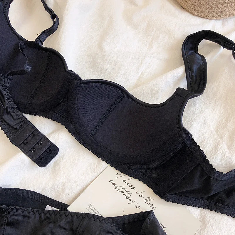 Sexy small half cup top support retro style niche underwear set bra glossy bralette with steel ring women lingerie panty suit
