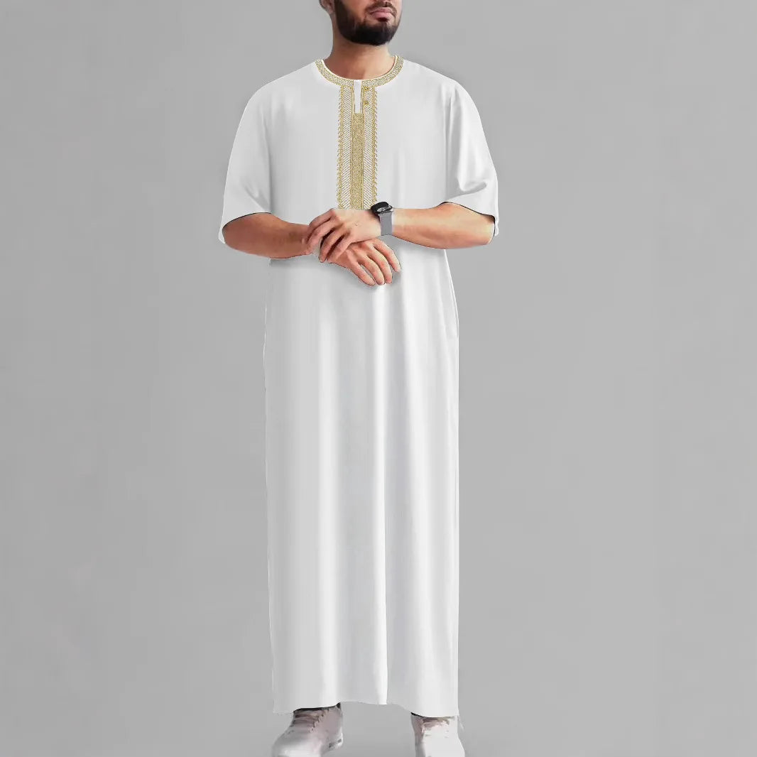 2026 New Embroidered Men's Apparel With Side Pockets Retro 2026 Muslim Long Dress Robe Abaya Ramadan Dubai Luxury Islam Elegant