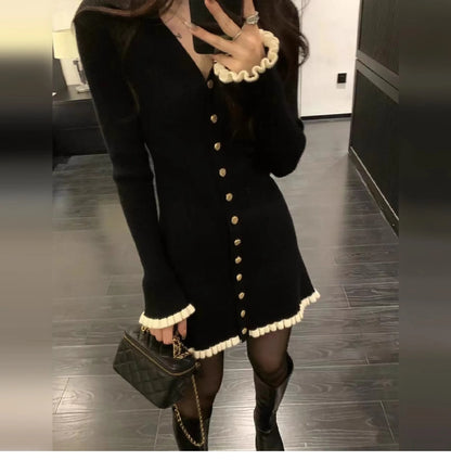 Elegant Black Knitted  Dress Women's Fashion Autumn Winter 2025 New Style High-End Feelings A-Line Skirt V-Neck Long Sleeve