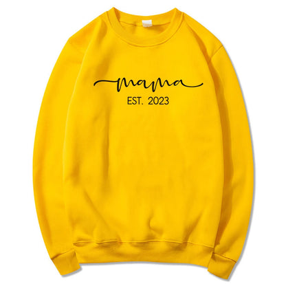 Mama Est 2023 Sweatshirts Mom Life Sweater Mama Shirts Mother's Day Shirt Gift for Mom Women Trendy Aesthetic Hoodies Tops