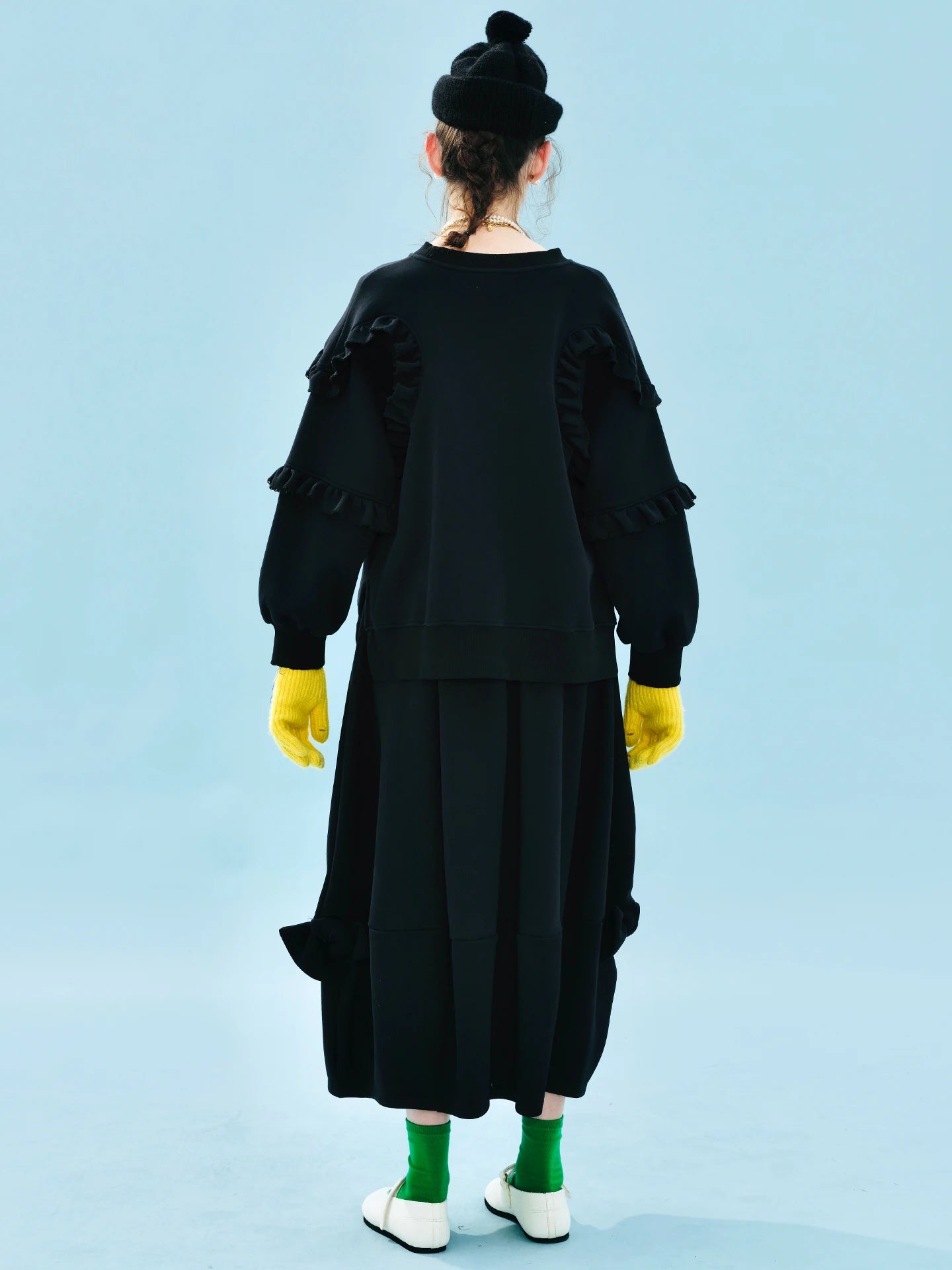 imakokoni 2025 Autumn Artistic Lace Long-Sleeve Black Pullover Double-Sided Air-Layer Sweatshirt 255229